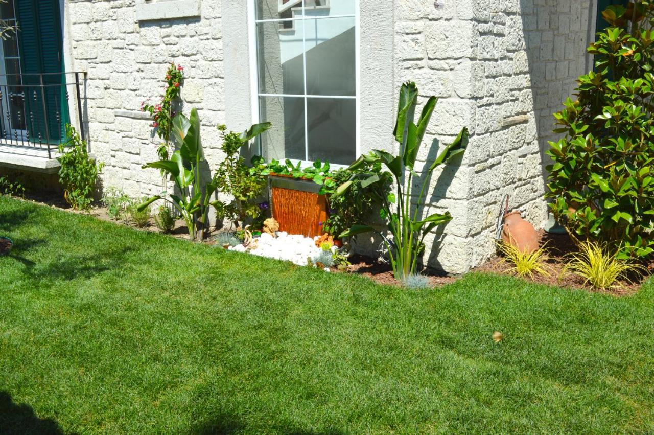 Muezeyyen Hanim Konagi Alaçatı Exterior foto