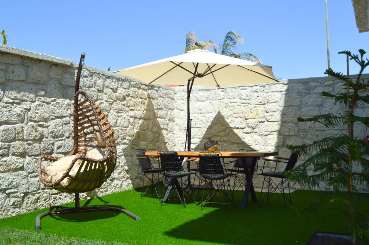 Muezeyyen Hanim Konagi Alaçatı Exterior foto