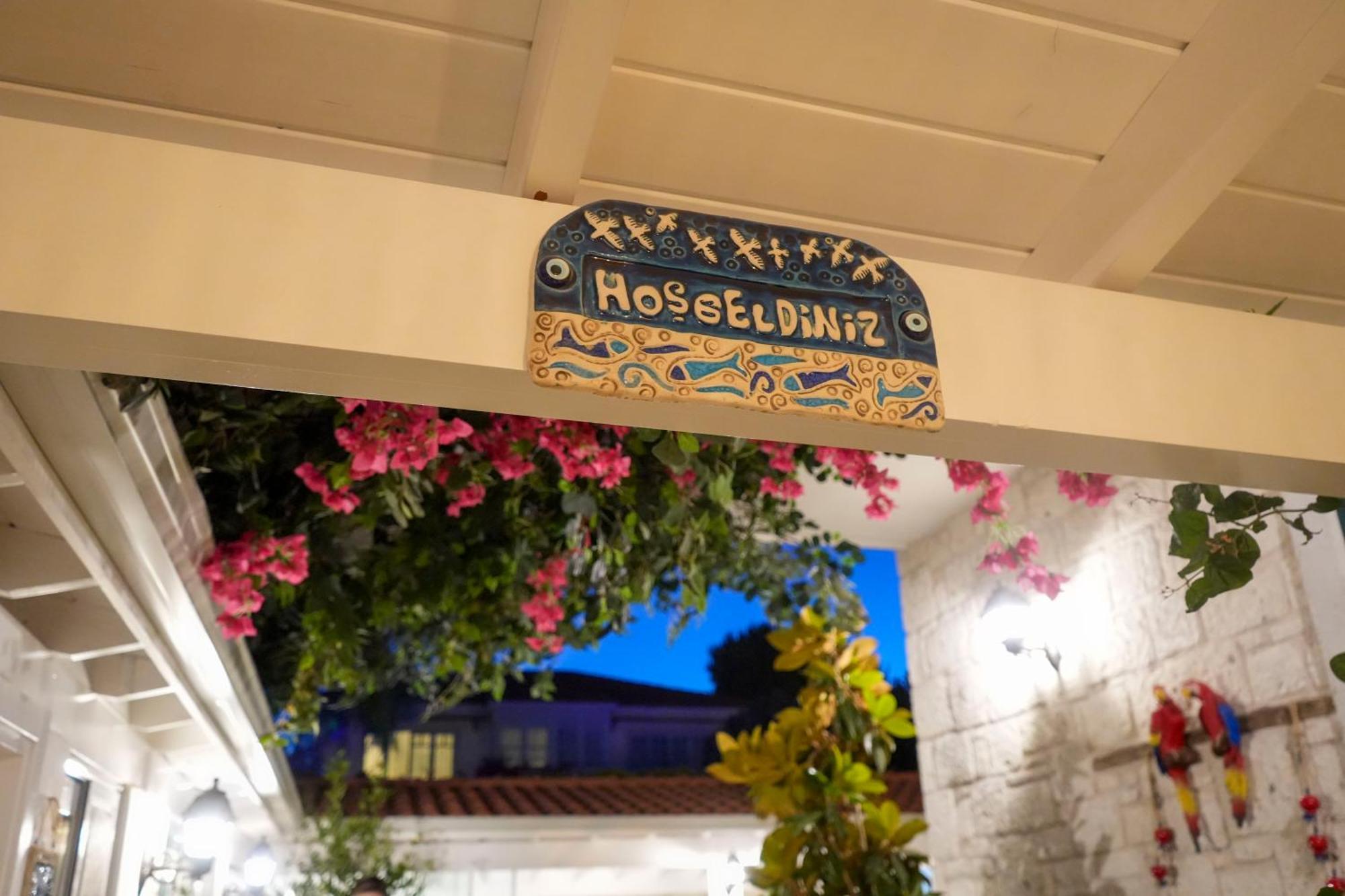 Muezeyyen Hanim Konagi Alaçatı Exterior foto