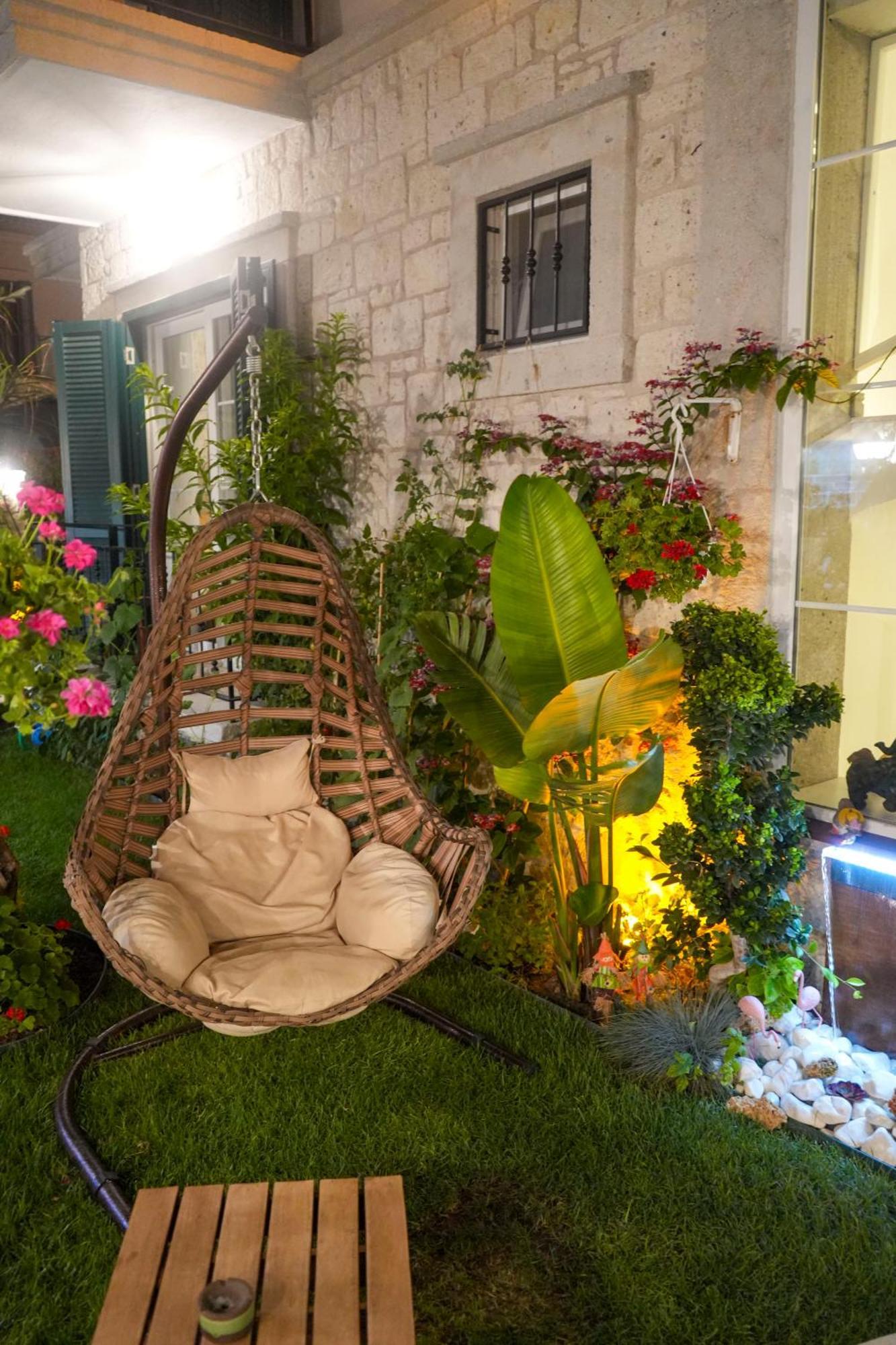 Muezeyyen Hanim Konagi Alaçatı Exterior foto